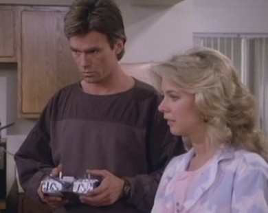 Angus MacGyver Trucs et Astuces - 1x13 Compte � Rebours - Susan et MacGyver